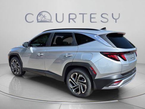 New 2026 Hyundai Tucson SEL Plus FWD image 3