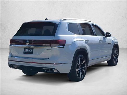 Used 2024 Volkswagen Atlas SEL Premium R-Line image 5