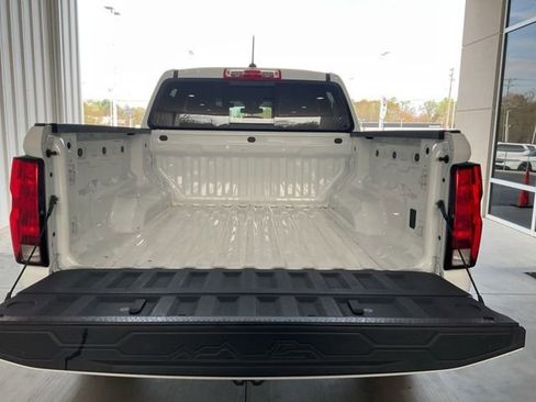 Used 2024 Chevrolet Colorado Trail Boss image 16