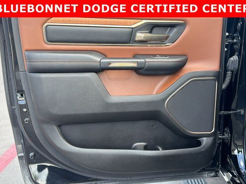 Used 2022 RAM 1500 Limited AWD/4WD image 14