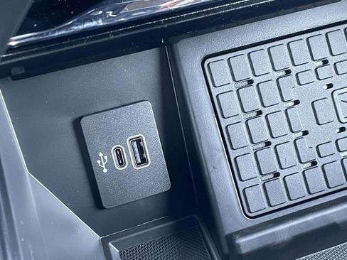 New 2025 Ford F150 Raptor image 8