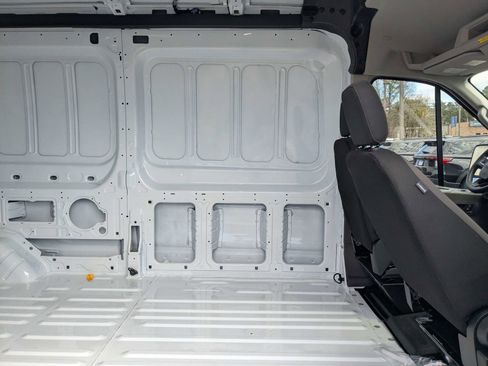 New 2026 Ford Transit 250 148 Medium Roof image 12