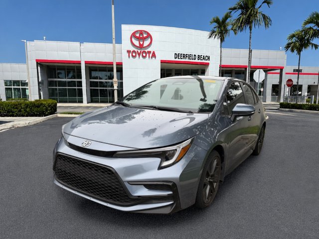 Used 2024 Toyota Corolla SE FWD image 3