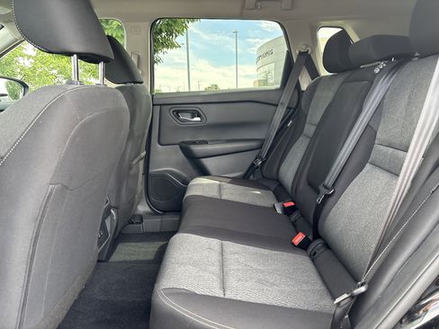 Used 2026 Nissan Rogue SV AWD/4WD image 35