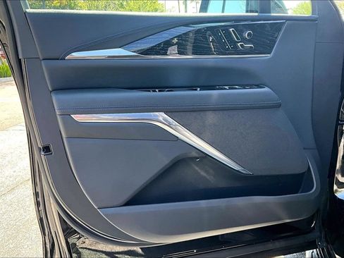 New 2026 Cadillac Escalade IQL Luxury w/ LPO, Floor Liner Package AWD/4WD image 11