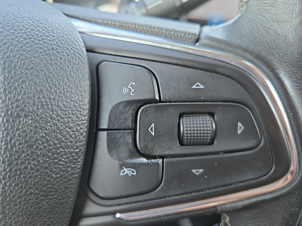 Used 2021 Buick Encore GX Preferred w/ Cold Weather Comfort Package FWD image 26