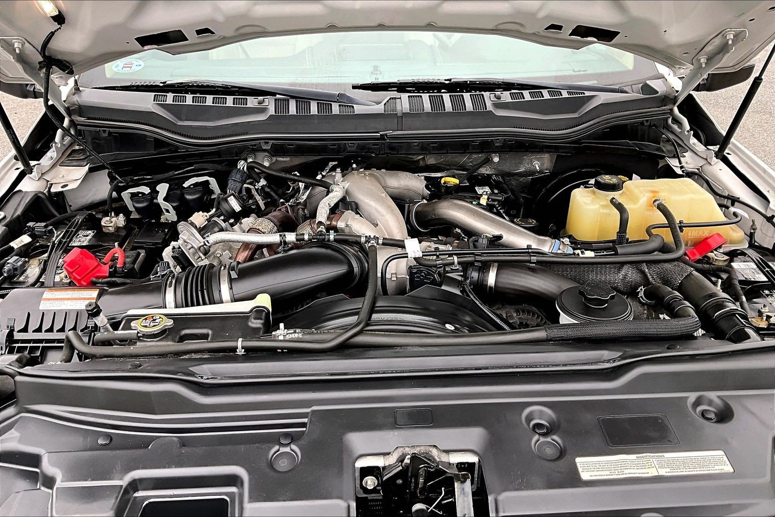 Used 2020 Ford F250 Lariat w/ Lariat Ultimate Package AWD/4WD image 31