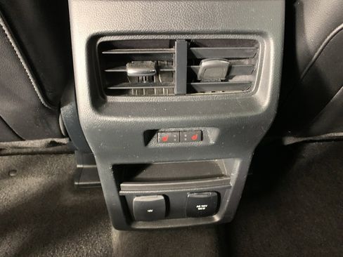 Used 2020 Ford Edge Titanium w/ Equipment Group 301A image 33