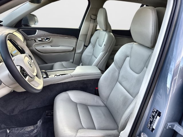 Certified 2023 Volvo XC90 B6 Plus w/ Protection Package Premier AWD/4WD image 16