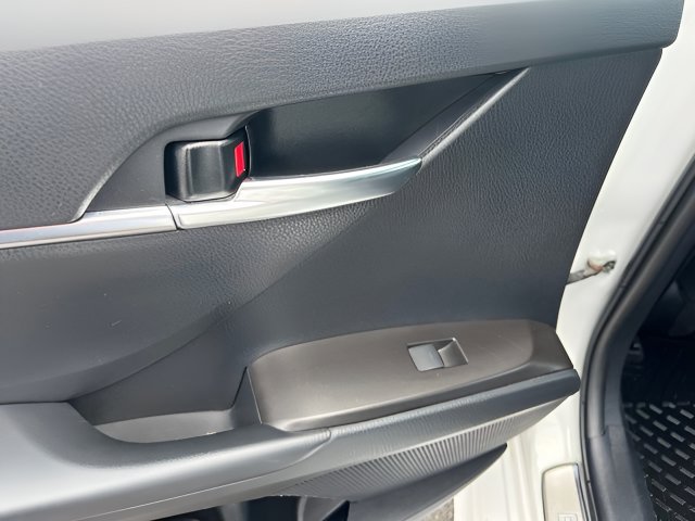 Used 2024 Toyota Camry SE FWD image 26