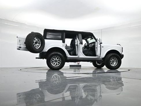 Used 2022 Ford Bronco Outer Banks image 47