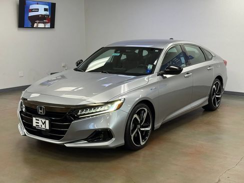 Used 2022 Honda Accord Sport image 4