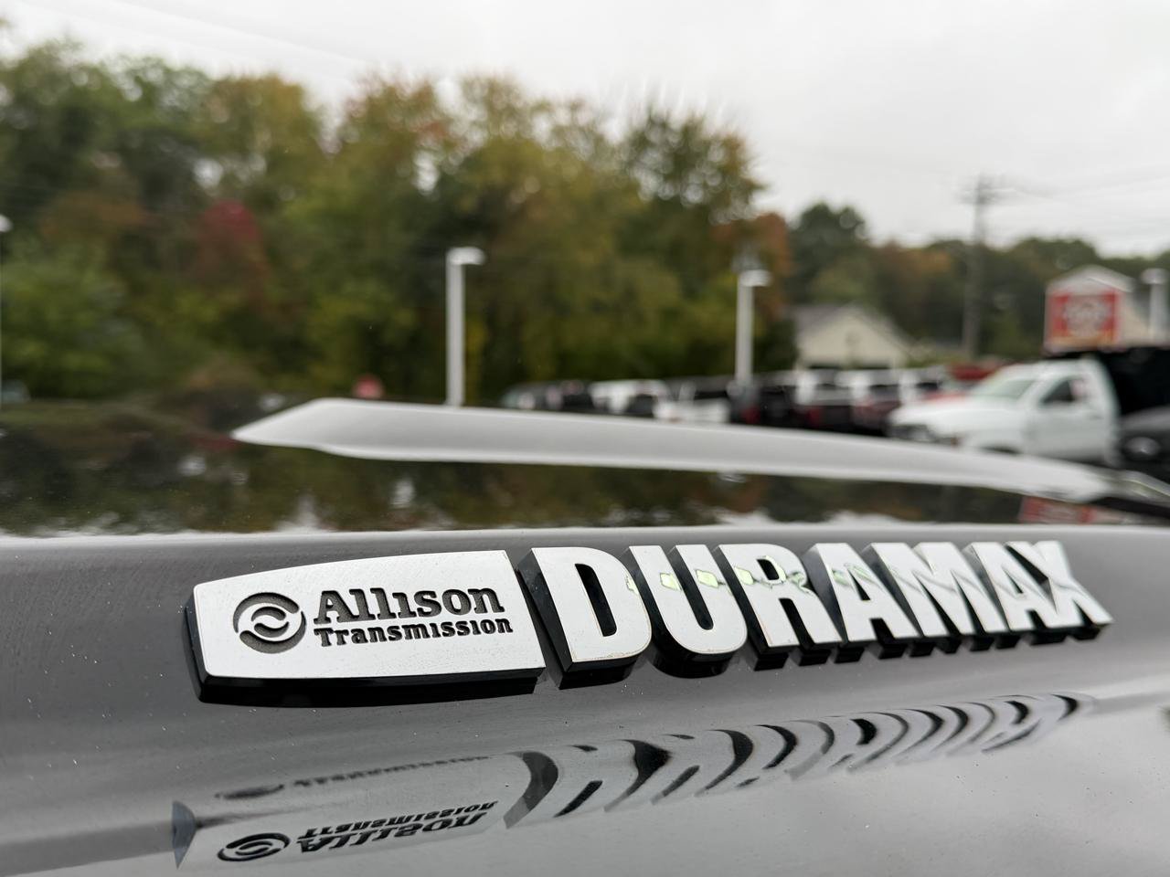 Used 2019 GMC Sierra 2500 SLT w/ Duramax Plus Package AWD/4WD image 18