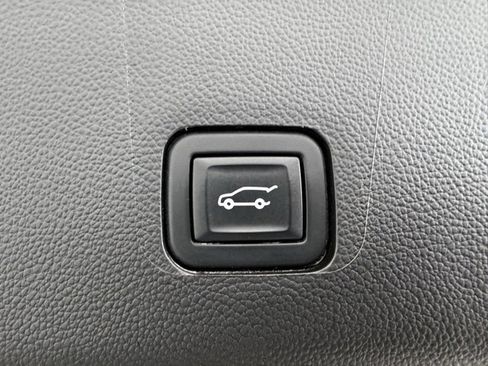 Certified 2021 Chevrolet Traverse Premier w/ Redline Edition image 45