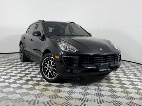 Used 2018 Porsche Macan S w/ Premium Package Plus AWD/4WD image 2