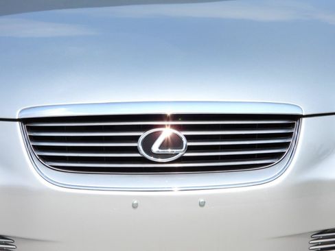 Used 2005 Lexus SC 430 Convertible RWD image 46
