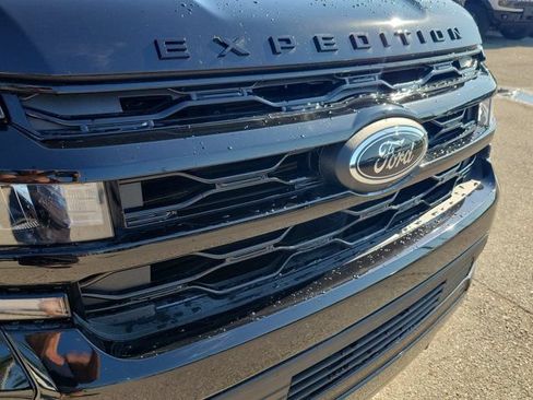 Certified 2022 Ford Expedition Max Limited AWD/4WD image 14
