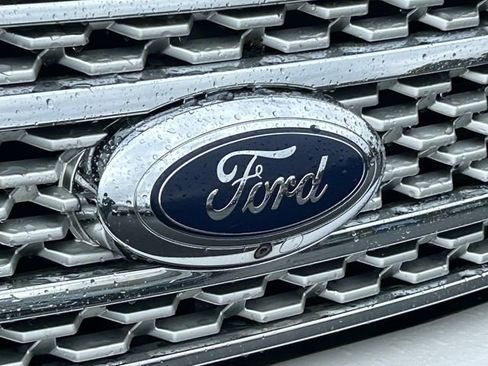 Used 2019 Ford Expedition Platinum AWD/4WD image 11