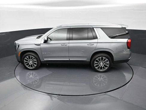 Used 2025 GMC Yukon Denali w/ Denali Reserve Package AWD/4WD image 24