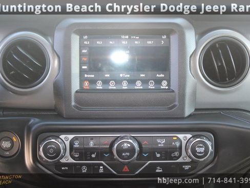 Used 2021 Jeep Wrangler Unlimited Sport image 17