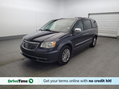 Used 2014 Chrysler Town & Country Touring-L w/ Driver Convenience Group