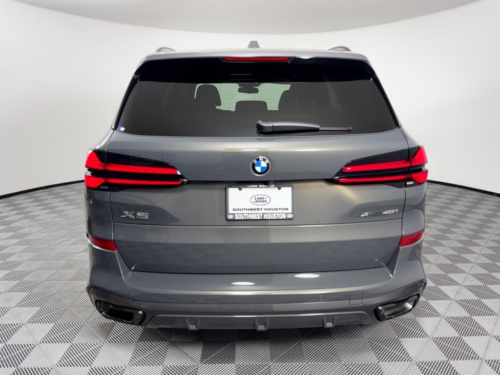 Used 2024 BMW X5 xDrive40i w/ Executive Package AWD/4WD image 11