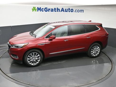Used 2021 Buick Enclave Premium w/ Surround and Sites Package AWD/4WD image 26