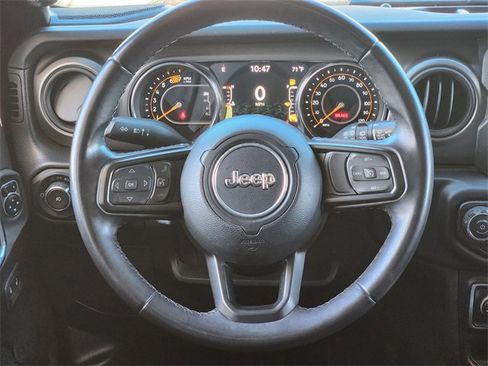 Used 2021 Jeep Wrangler Sport S image 25