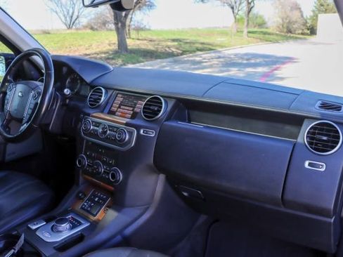 Used 2016 Land Rover LR4 HSE image 27