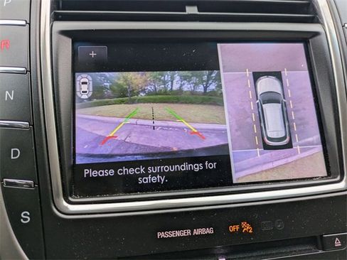 Used 2019 Lincoln Nautilus Black Label image 17