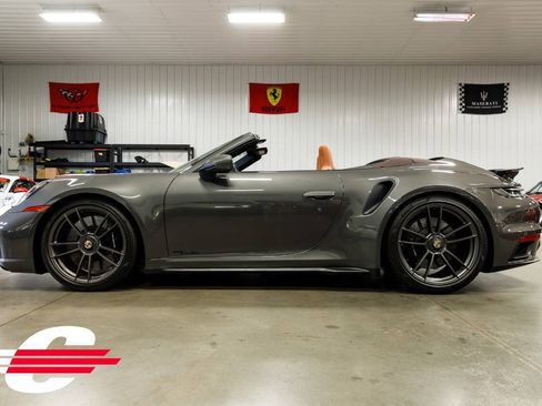 Used 2024 Porsche 911 Cabriolet AWD/4WD image 14