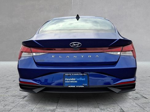 Certified 2023 Hyundai Elantra SEL w/ Convenience Package FWD image 6
