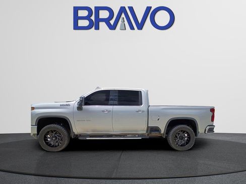 Used 2020 Chevrolet Silverado 2500 High Country w/ Z71 Off-Road Package AWD/4WD image 10