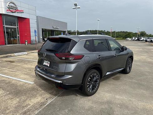 Used 2025 Nissan Rogue Platinum AWD/4WD image 7