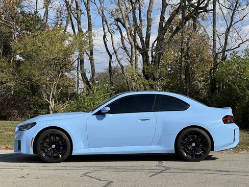 Used 2023 BMW M2 w/ Lighting Package image 2
