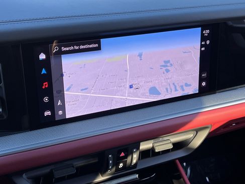 Certified 2025 Porsche Cayenne Coupe image 27