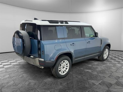 New 2026 Land Rover Defender 110 S image 5