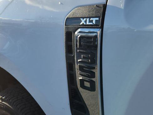 New 2026 Ford F350 XLT image 21