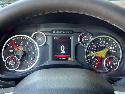 Used 2025 RAM 2500 Big Horn AWD/4WD image 24