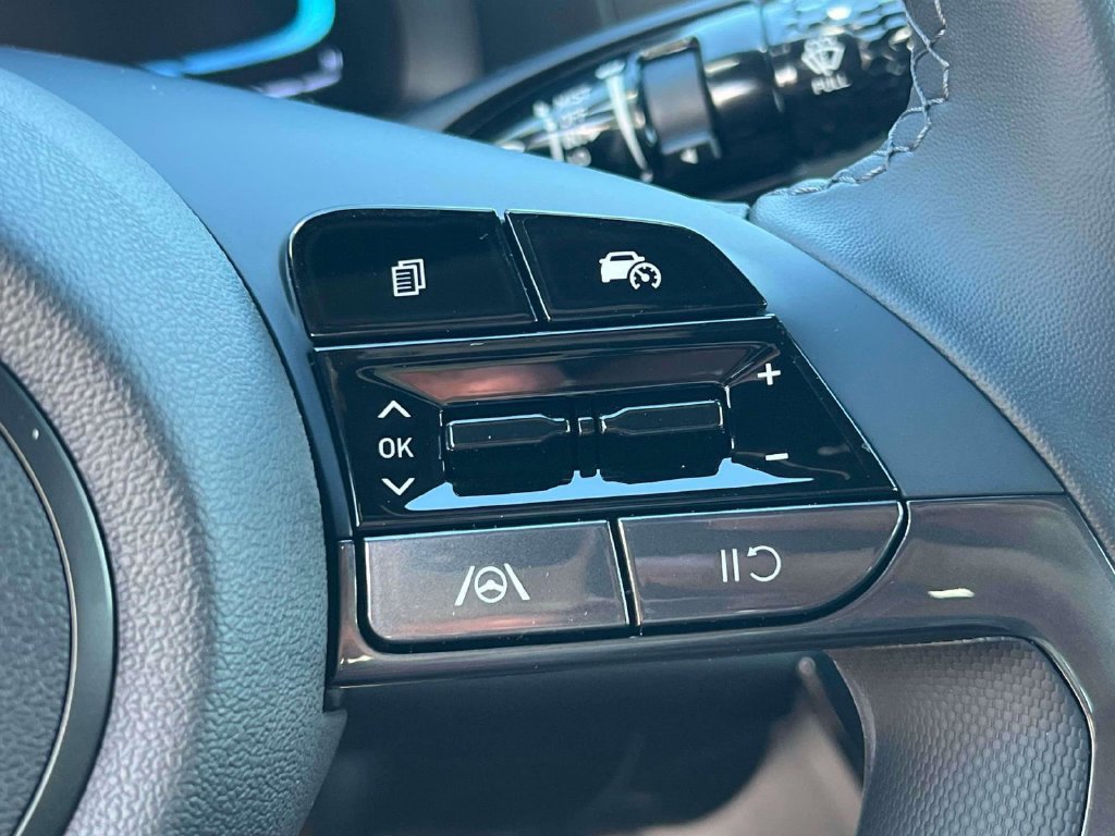 New 2026 Hyundai Elantra SEL Sport FWD image 19