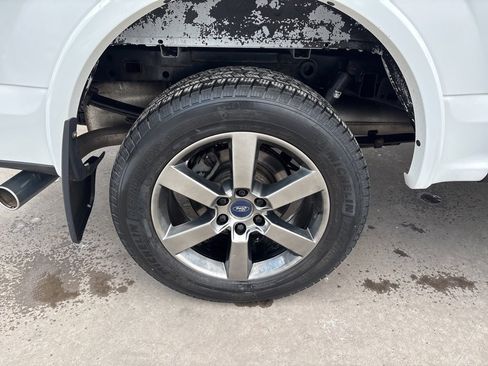 Used 2015 Ford F150 XLT w/ Equipment Group 302A Luxury image 13