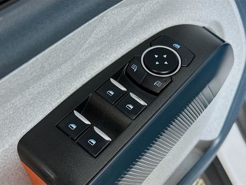 Used 2023 Ford Maverick XLT FWD image 17