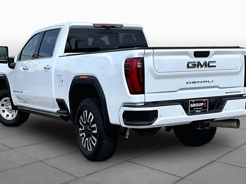 Used 2026 GMC Sierra 2500 Denali Ultimate AWD/4WD image 14