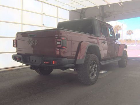 Used 2021 Jeep Gladiator Rubicon image 2