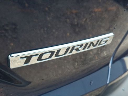 Certified 2017 Honda CR-V Touring image 31