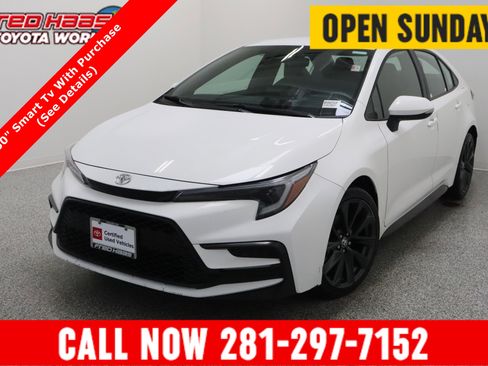 Certified 2024 Toyota Corolla SE FWD image 1