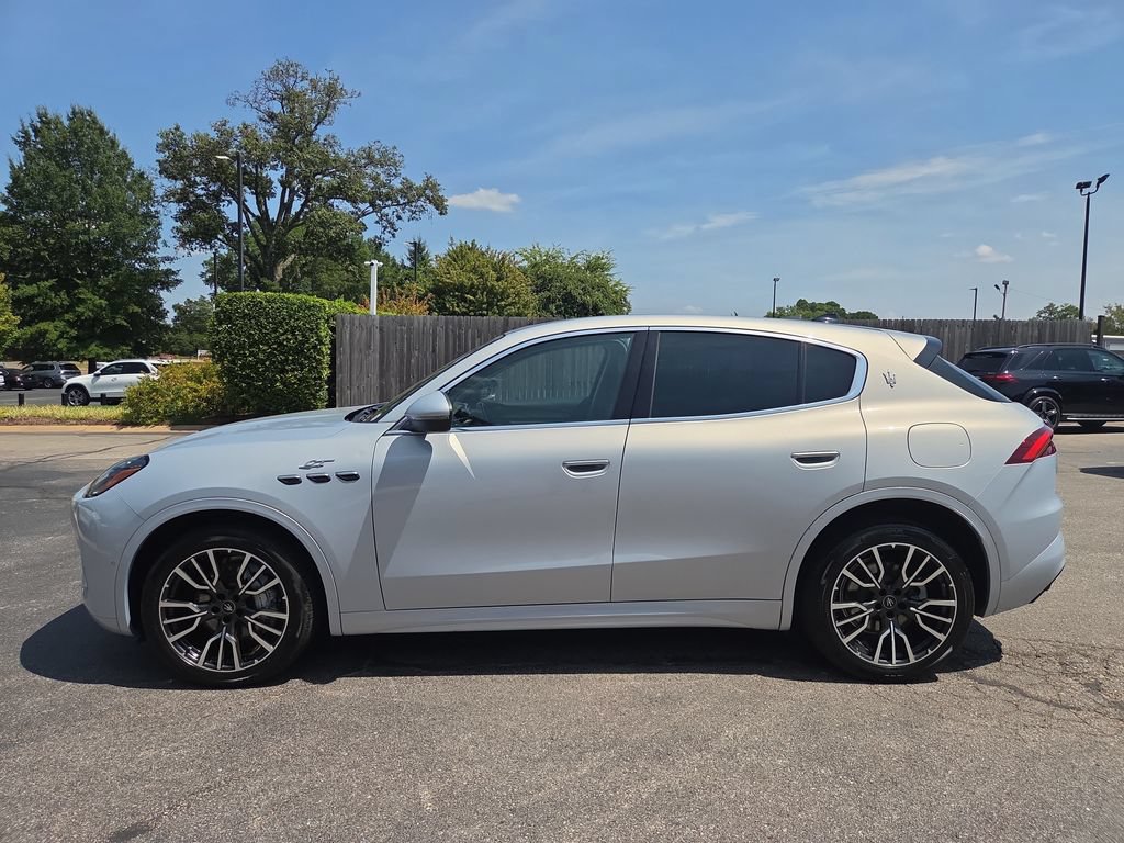Used 2023 Maserati Grecale GT AWD/4WD image 2