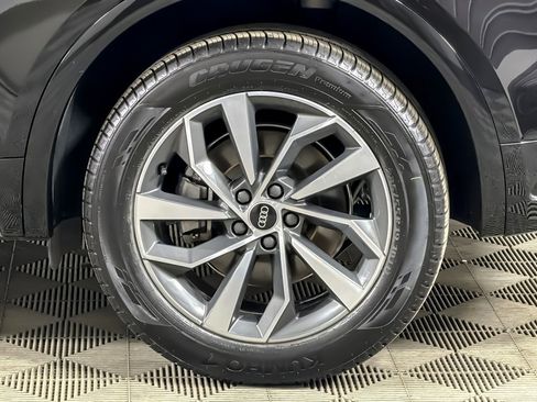 Used 2023 Audi Q5 2.0T Premium Plus w/ Premium Plus Package image 25