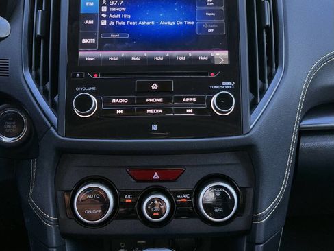 Used 2022 Subaru Crosstrek 2.5i Sport w/ Moonroof Package image 25