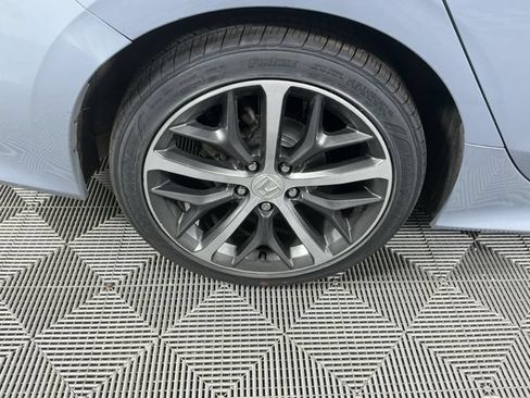 Used 2022 Honda Civic Touring image 18